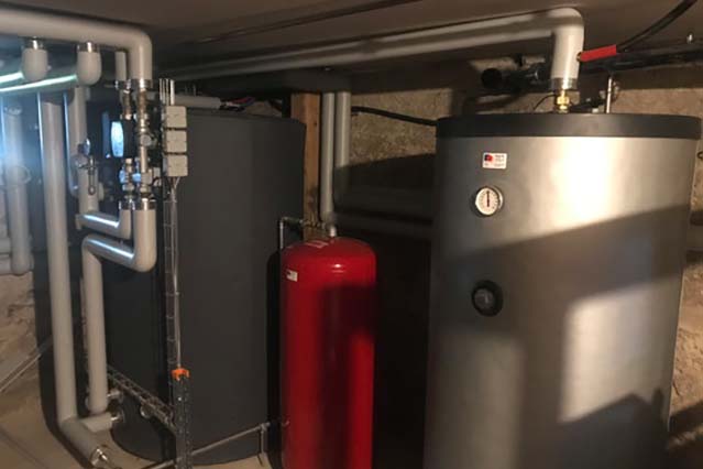 oel und gasheizungen ersetzen Wir installieren Zentralheizungen mit Holz und Pellets und ersetzen Gas- und Ölheizungen